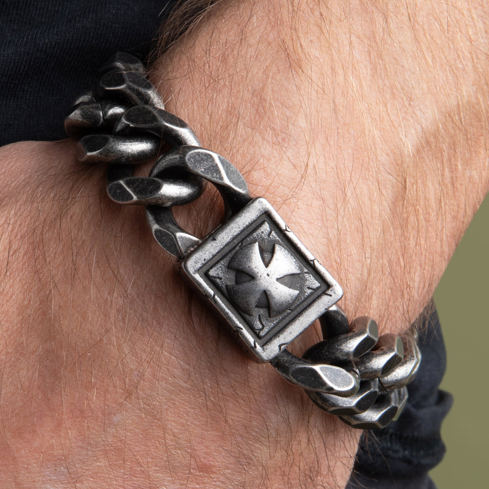 Knights Templar Fidelis Warrior Cuban Link Bracelet: Helps Pair Veterans With A Service Dog Or Shelter Dog