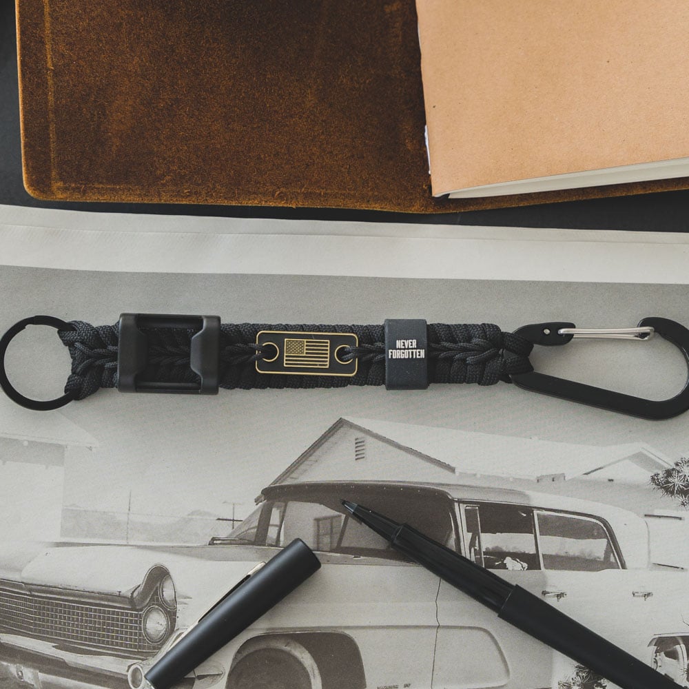 4-BlackParacordKeychain