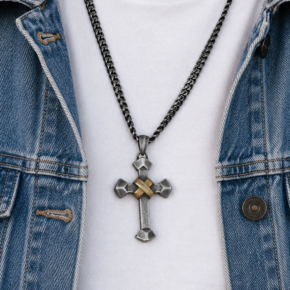 John 3:16 Eternal Life Cross Necklace