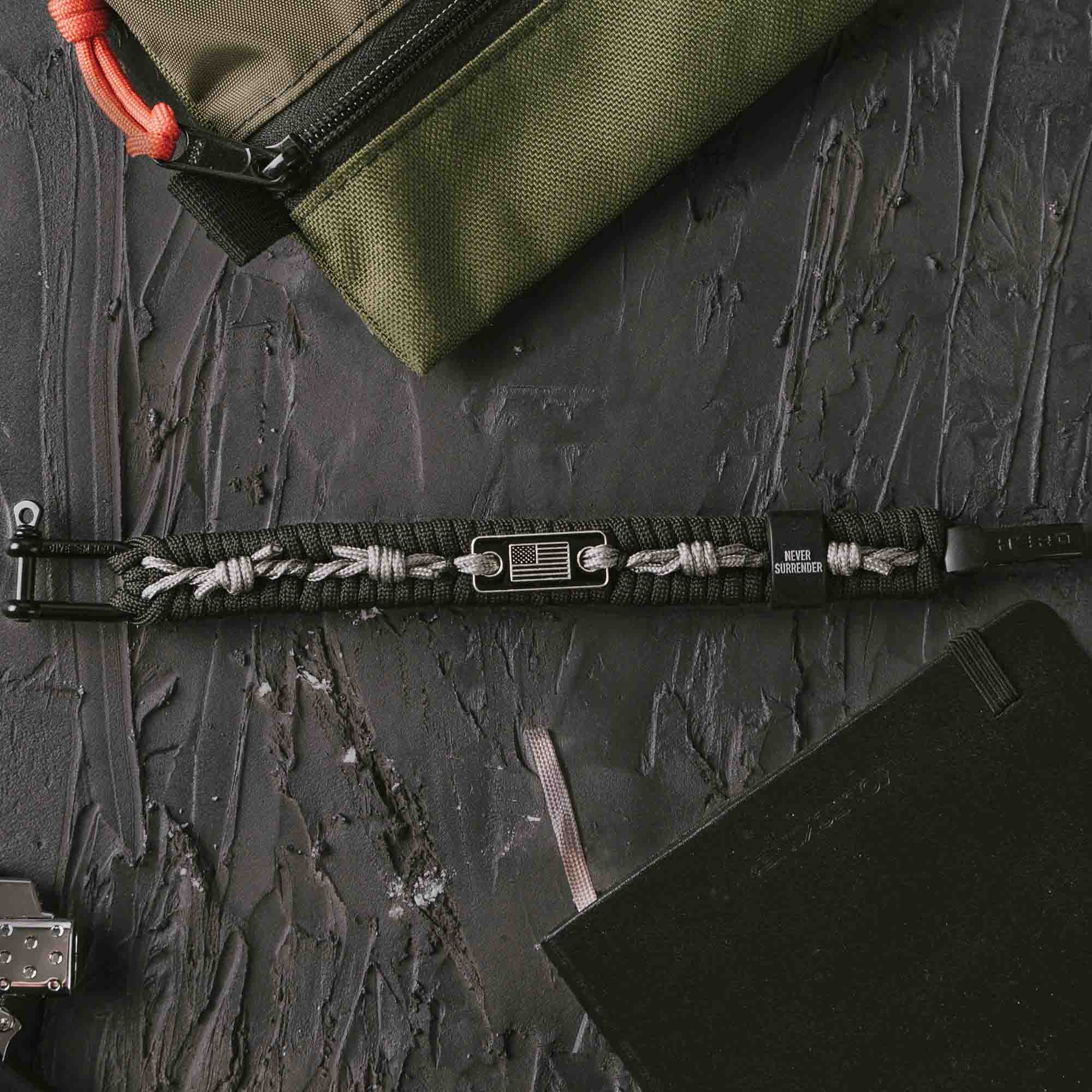 11-BarbedWireParacordBracelet