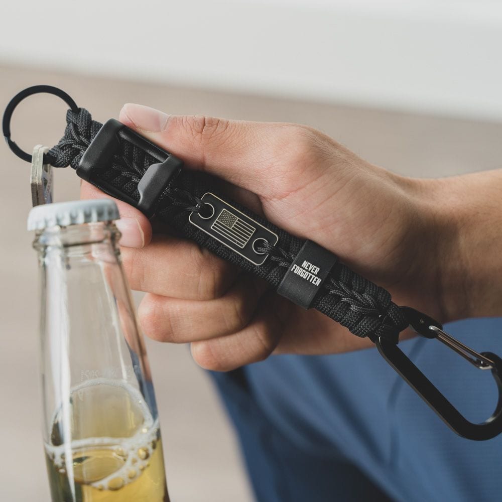 Openers Portable Outdoor Braided Umbrella Cord Keychain Bottle Opener  Mtifunctional Carabiner Keyring Pendant Wilderness Sur Dhgarden Dhh2F From  Dh_garden, $1.05