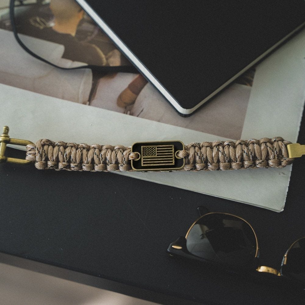 Bracelet Paracorde nylon kit de Survie Highlander firesteel sifflet Bracelet Paracorde nylon kit de Survie Highlander firesteel sifflet